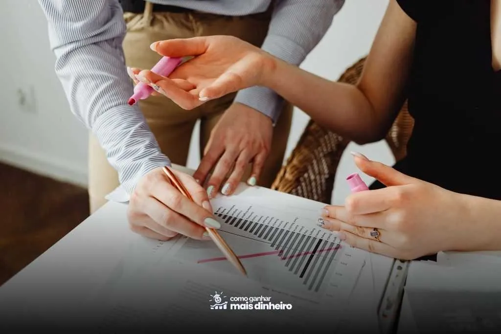 como ganhar mais dinheiro educacao financeira mulheres analise grafico impresso